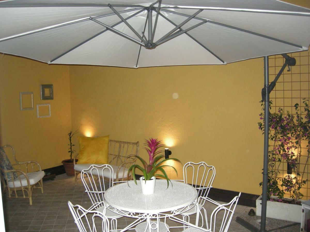 Terrazza Petroni Apartment Bologna Bagian luar foto