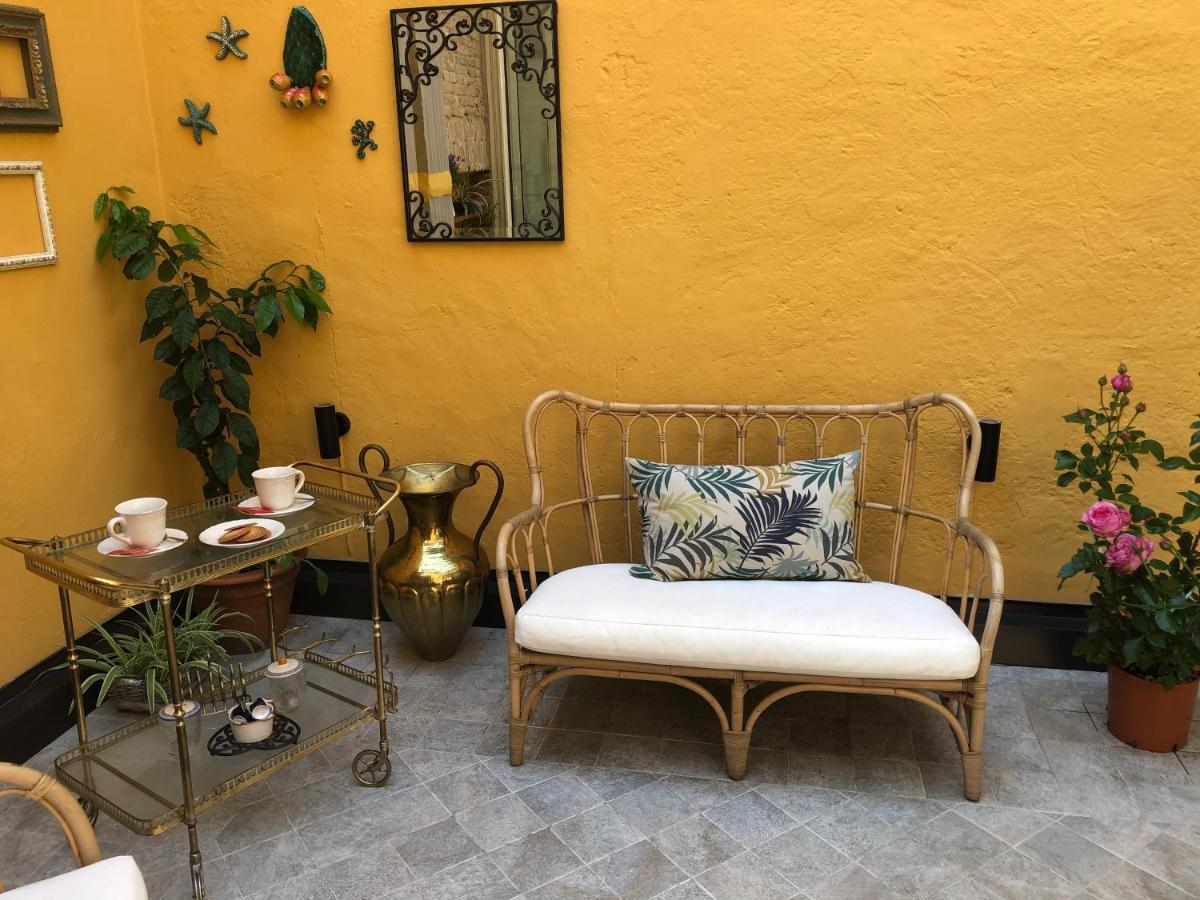 Terrazza Petroni Apartment Bologna Bagian luar foto
